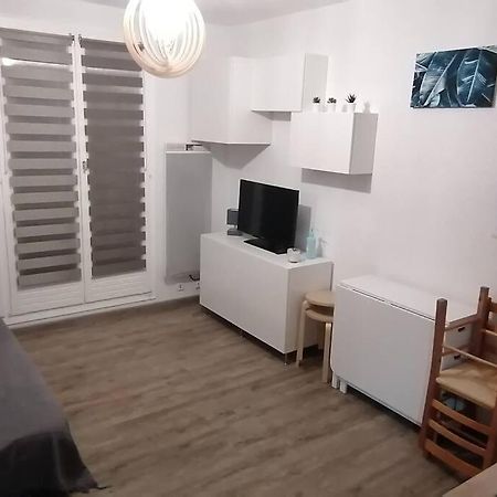 Studio 4 Personnes Лез-Англь Экстерьер фото