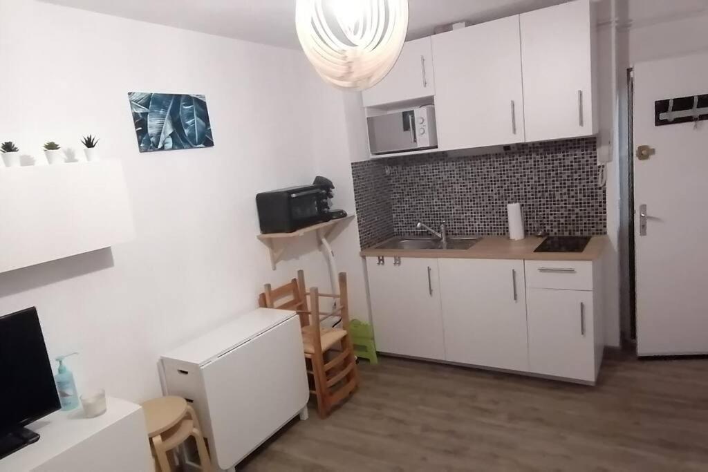 Studio 4 Personnes Лез-Англь Экстерьер фото
