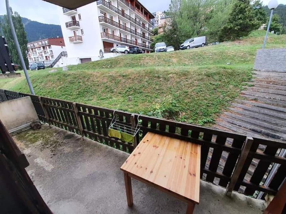 Studio 4 Personnes Лез-Англь Экстерьер фото